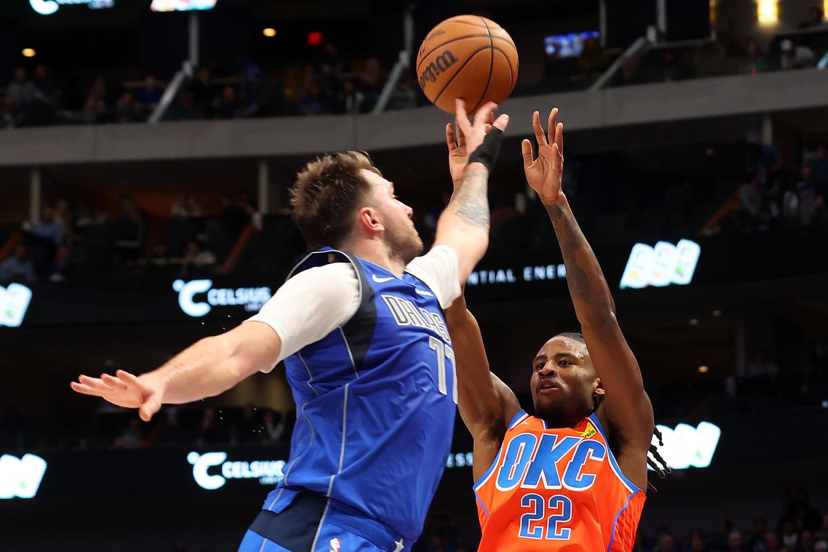 Mavericks Edge Closer to Finals with Nail-Biting Win Over Thunder in NBA Playoff Showdown"