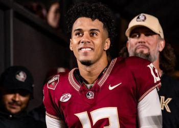 Meet Jordan Travis: The Young Star Ready to Shine for the Jets Post-Aaron Rodgers Era