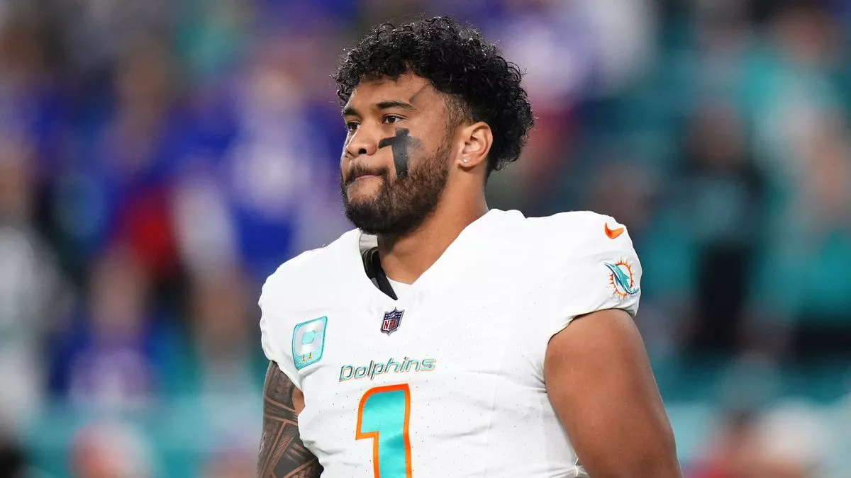 NFL News: Tua Tagovailoa’s Potential $200,000,000 Contract with the Miami Dolphins Makes Him the Highest-Paid Quarterback, Marking a Monumental Milestone