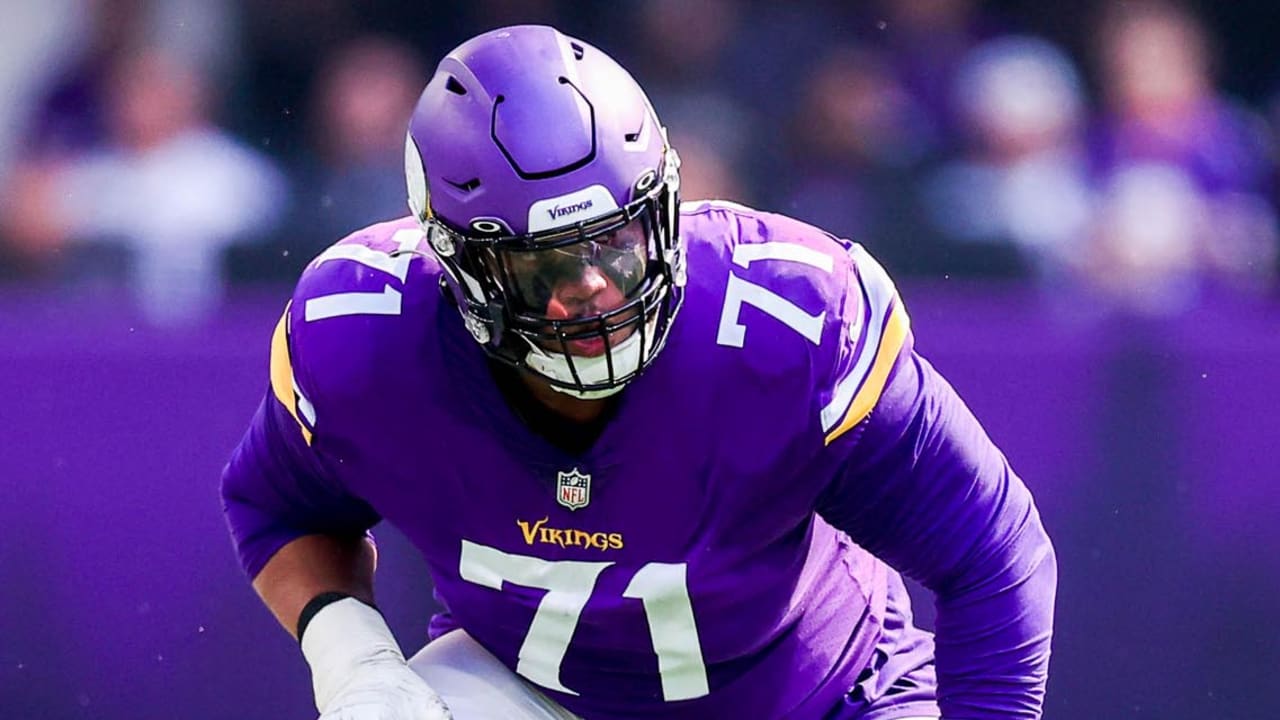 Minnesota Vikings Navigate Tense Offseason: The High Stakes of Justin Jefferson and Christian Darrisaw's Contract Talks