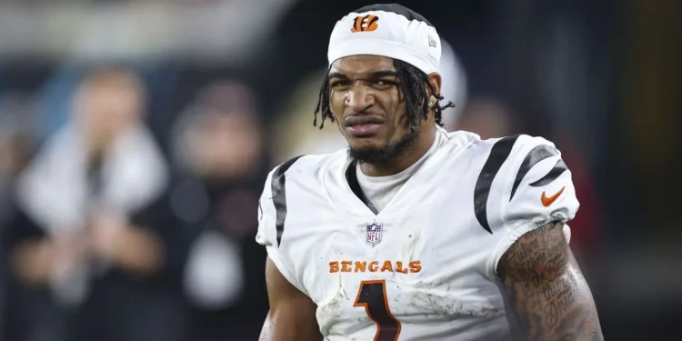 NFL News: Cincinnati Bengals' $100,000,000 Dilemma, Ja'Marr Chase and Tee Higgins Holdout Highlights Contract Tensions