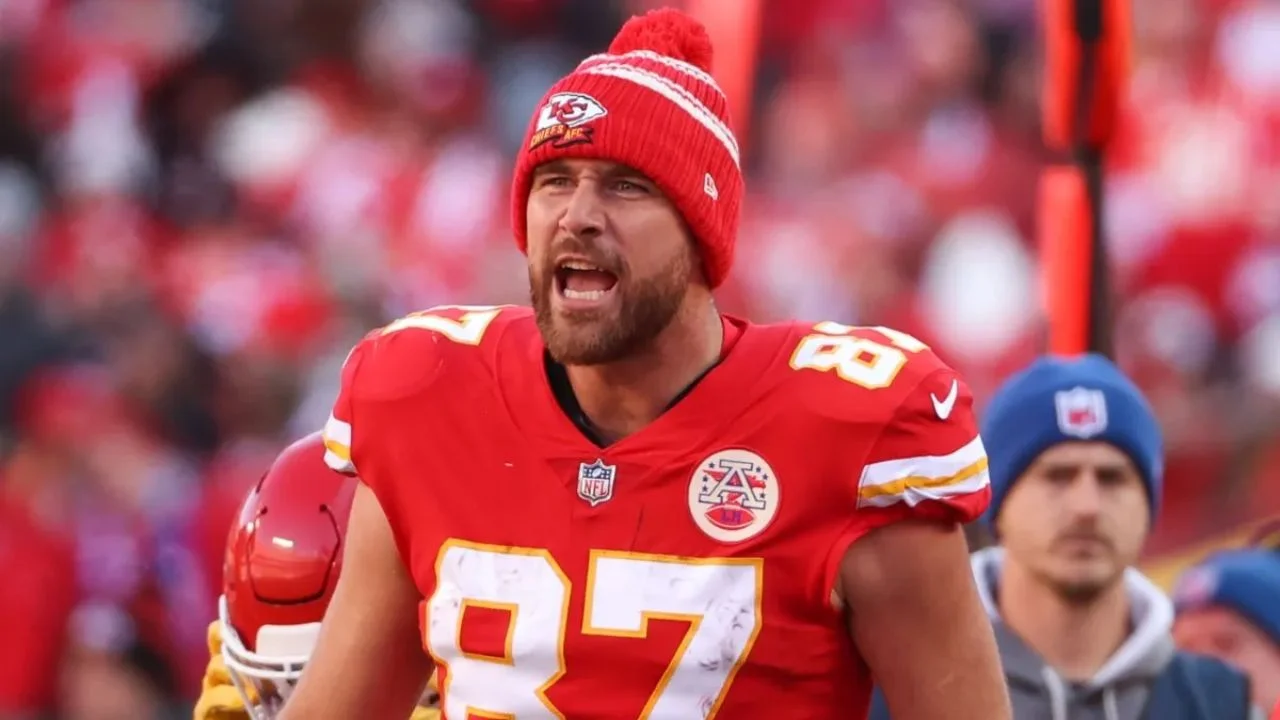 NFL News: Kansas City Chiefs’ Travis Kelce Defends Harrison Butker, A Stand of Unity Amid Media Frenzy