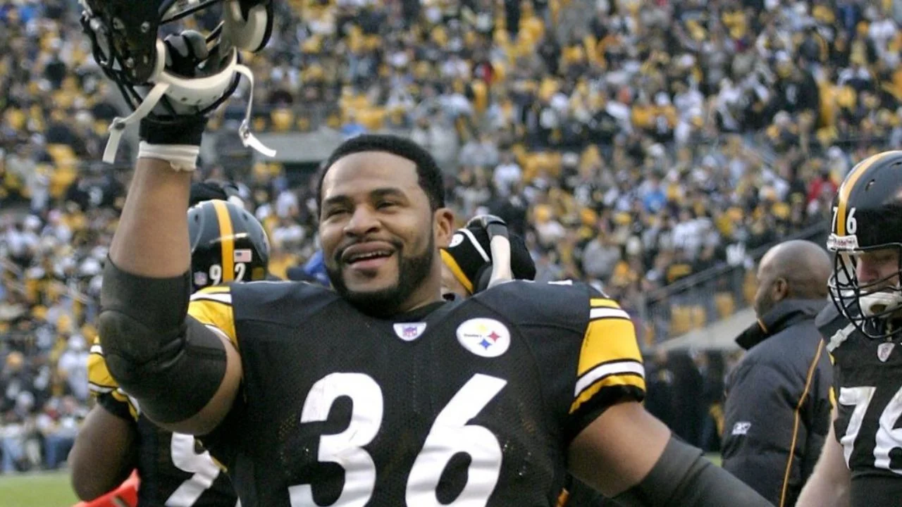 NFL News: Pittsburg Steelers’ Quarterback Competition Heats Up, Jerome Bettis Says Exciting Times Ahead