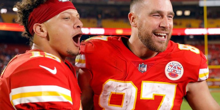 Navigating Controversy with Grace The Kelce and Mahomes Perspective on Team Dynamics