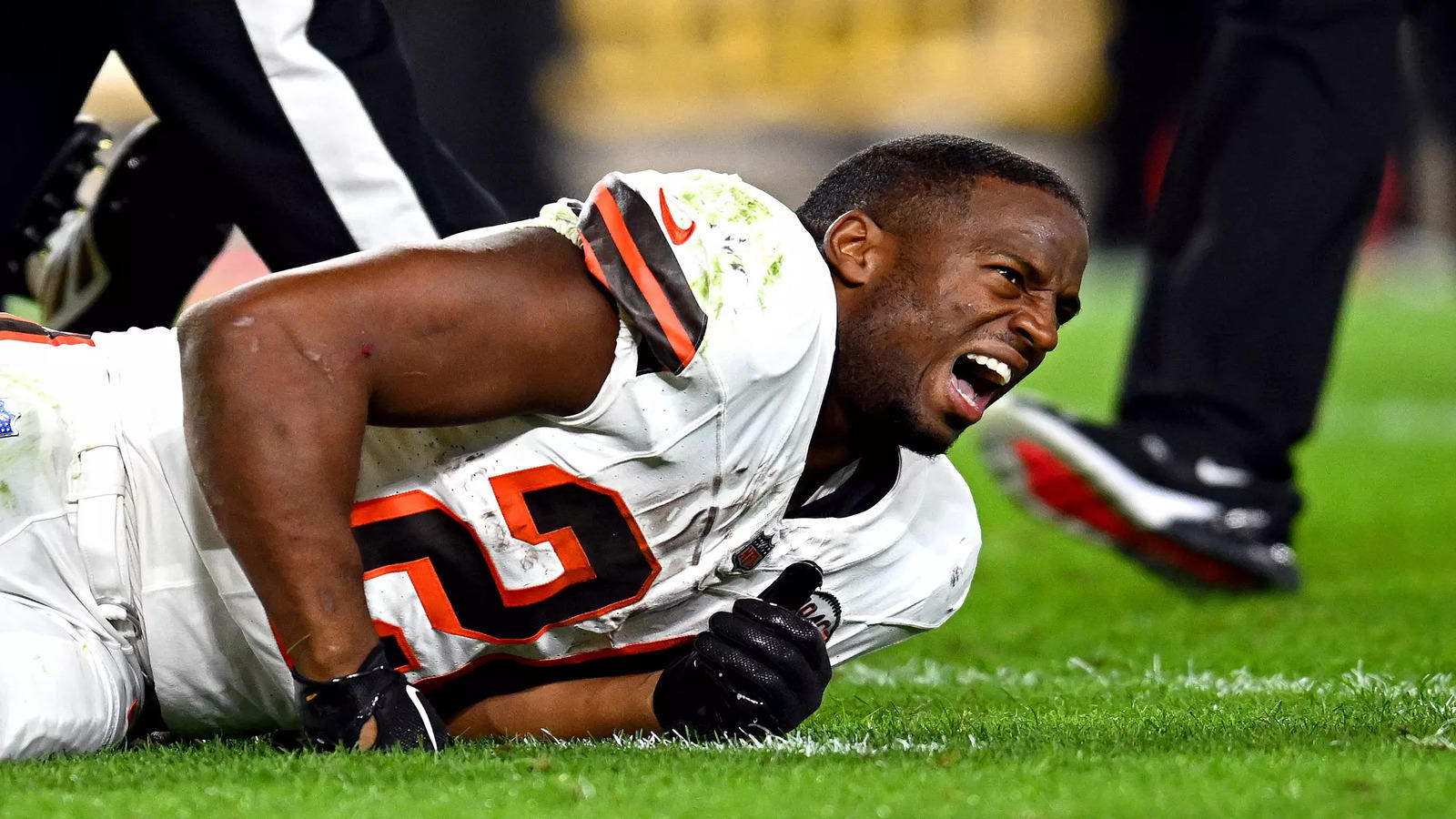 Nick Chubb's Resilience A Glimmer of Hope Amidst Recovery Challenges