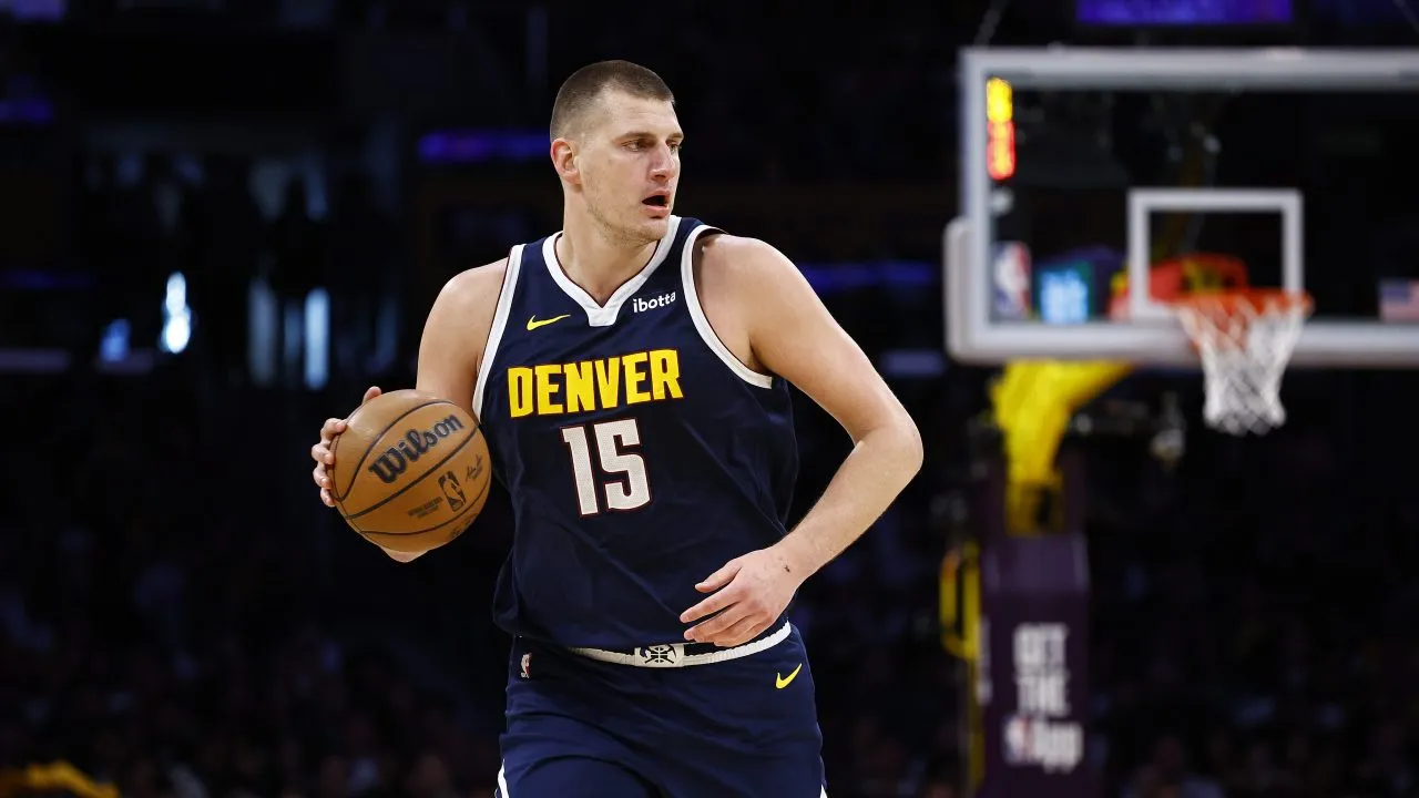 Nikola Jokic Charms Fans with Humorous Postgame Interview as Denver Nuggets Dominate