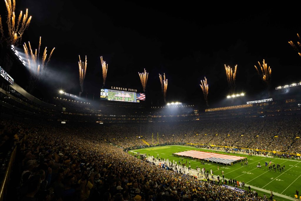 NFL News: Green Bay Packers’ Historic Thanksgiving Showdown, Hosting Miami Dolphins in $212,000,000 Lambeau Field Spectacle