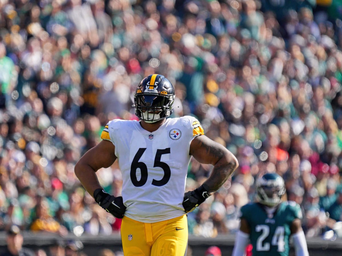 NFL News: Pittsburgh Steelers’ Offensive Shake-up, Dan Moore Jr.’s Future Hangs in the Balance with Troy Fautanu’s Arrival