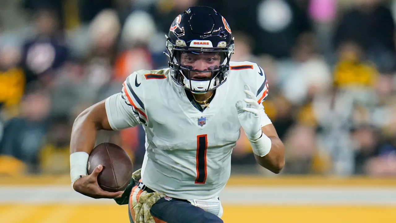 NFL News: Justin Fields Sight on the Starting Spot Against Russell Wilson in Pittsburgh Steelers