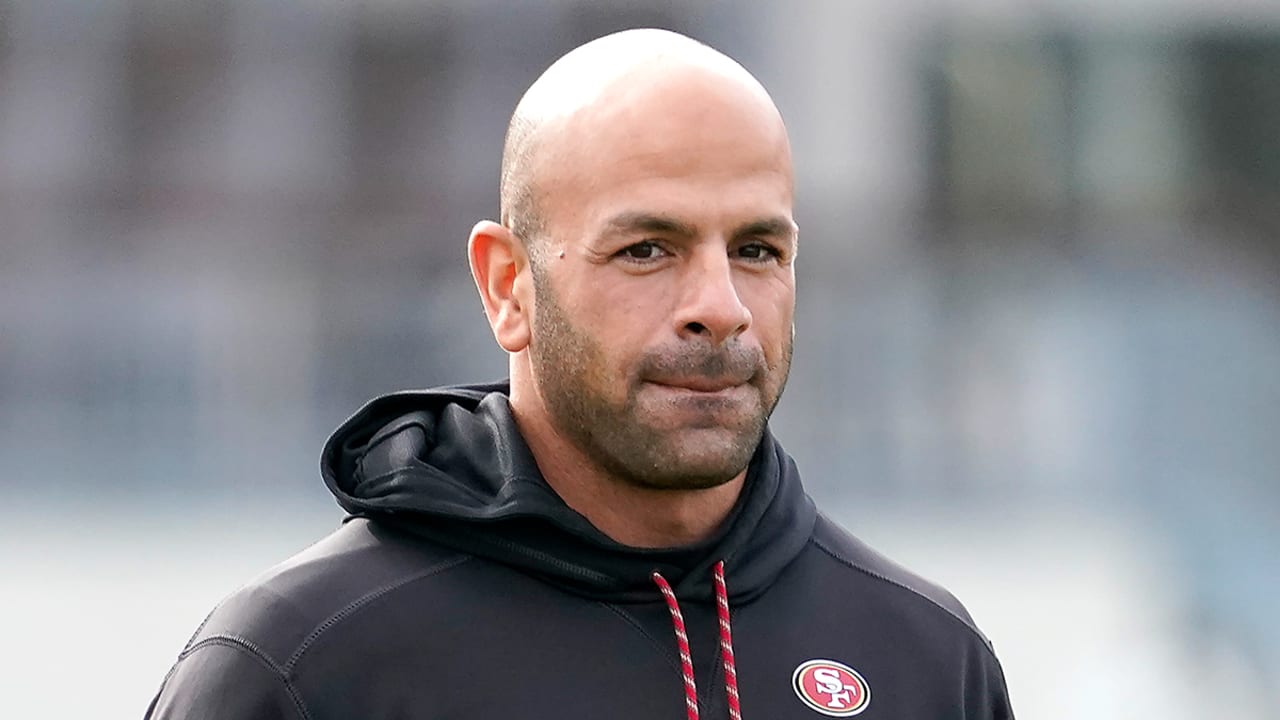 Robert Saleh Takes Bold Steps in Jets' Offense with Aaron Rodgers' Guidance