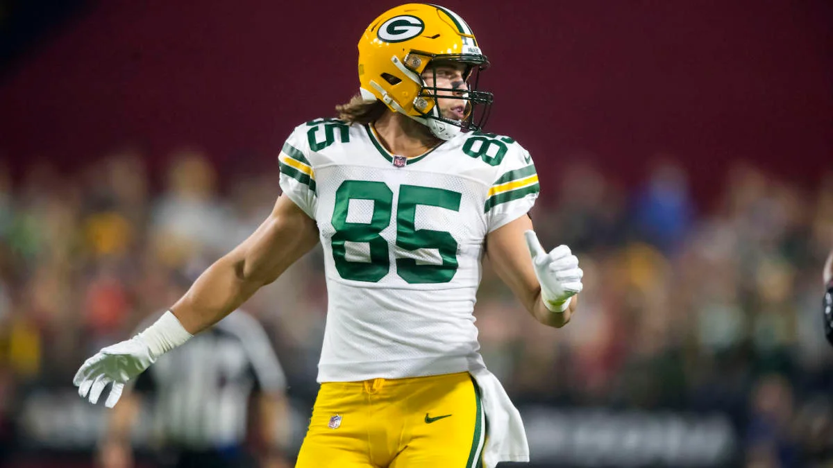 Robert Tonyan Completes NFC North Circuit with Exciting Move to the Vikings---