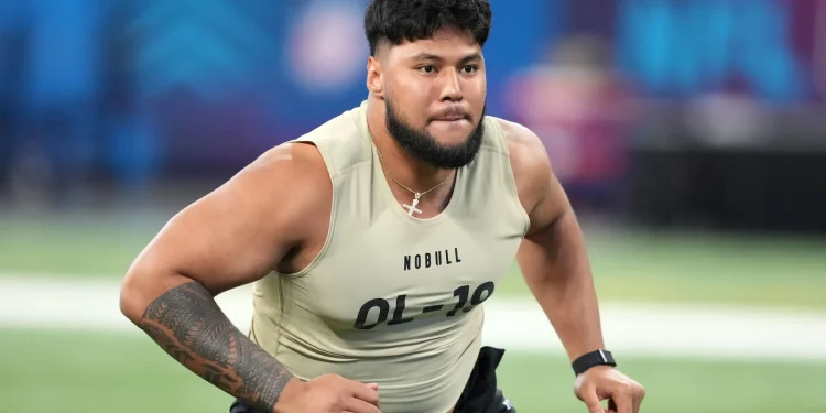 Rookie Revelations: How Troy Fautanu is Tackling His First NFL Challenges with the Steelers