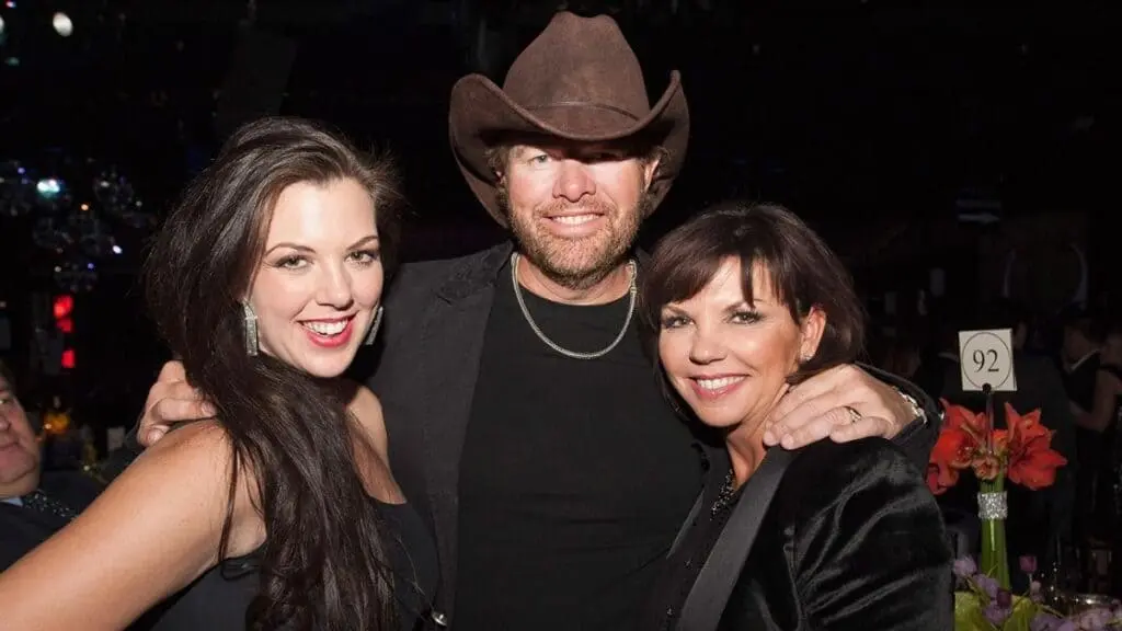 Shelley Covel Rowland, Toby Keith daughter