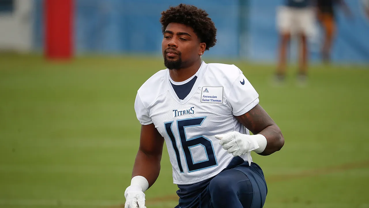 NFL News: Pittsburgh Steelers Eyeing Surprise Trade for Tennessee Titans’ Treylon Burks