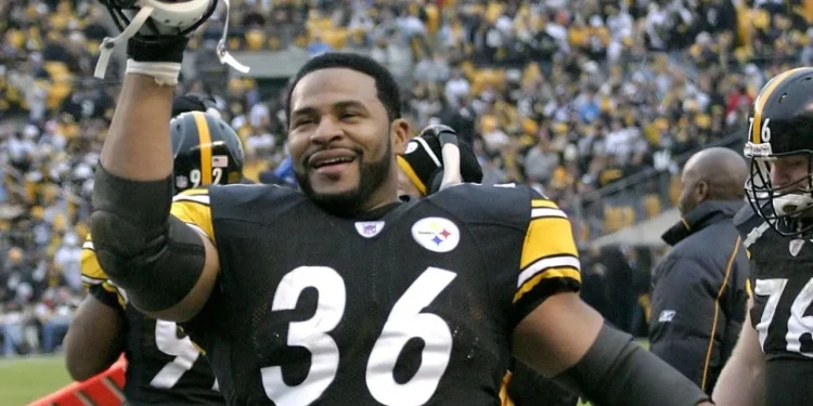 Steelers Legend Jerome Bettis Weighs in on QB Competition: A Boost for Pittsburgh's Playoff Hopes