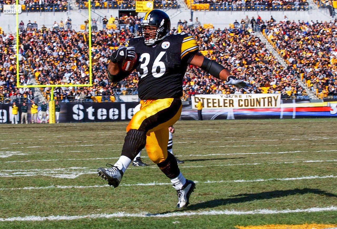 Steelers Legend Jerome Bettis Weighs in on QB Competition: A Boost for Pittsburgh's Playoff Hopes