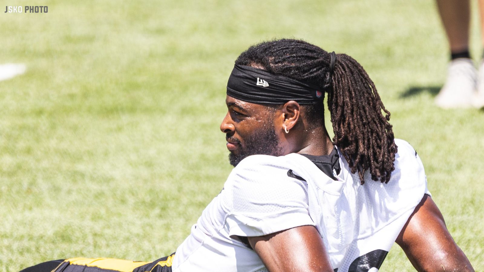 NFL News: Najee Harris Days In Pittsburgh Steelers Are Numbered, La’Mychal Perine Touted To Be The Next Big Thing