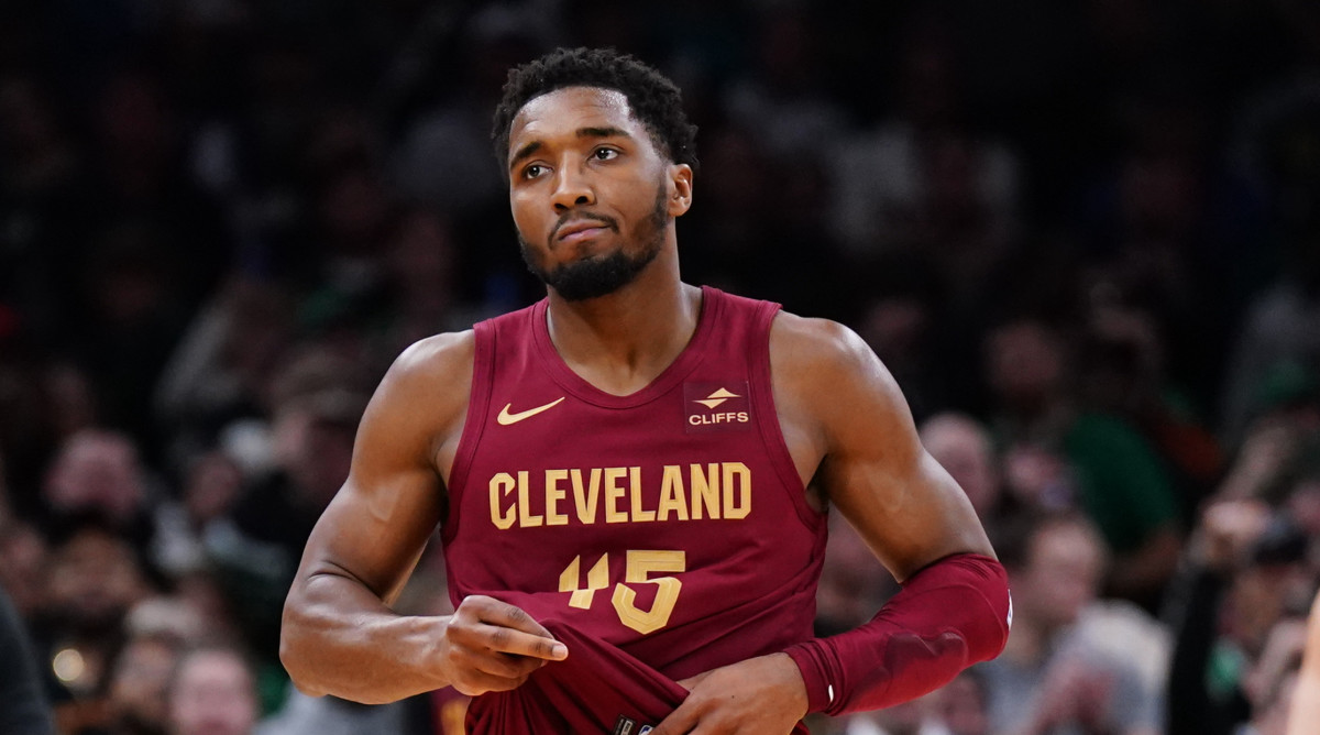  Tension Rises for Cavaliers Fans as Donovan Mitchell's Status Hangs in the Balance for Game 4