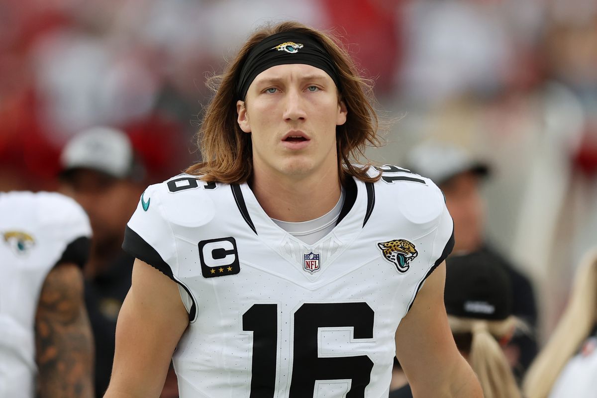 The Trevor Lawrence Dilemma: A Rising Star's Road to a Lucrative Contract