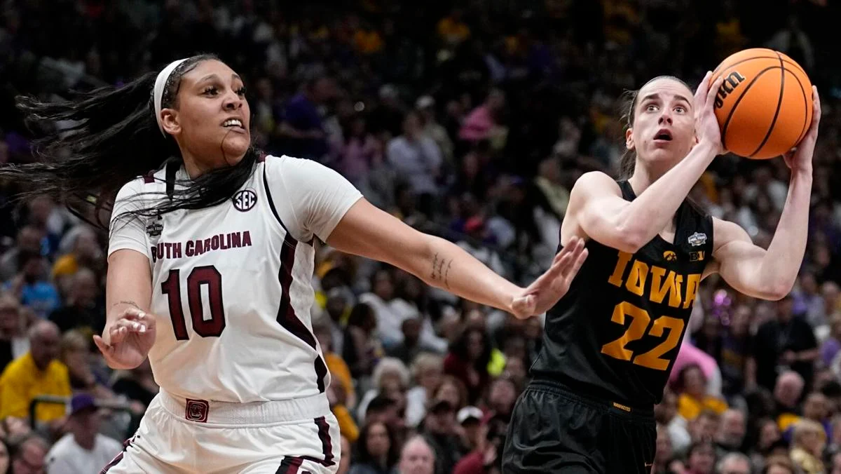 How Dawn Staley Played A Big Role In Elevating Tessa Johnson’s Rise in Collegiate Basketball?