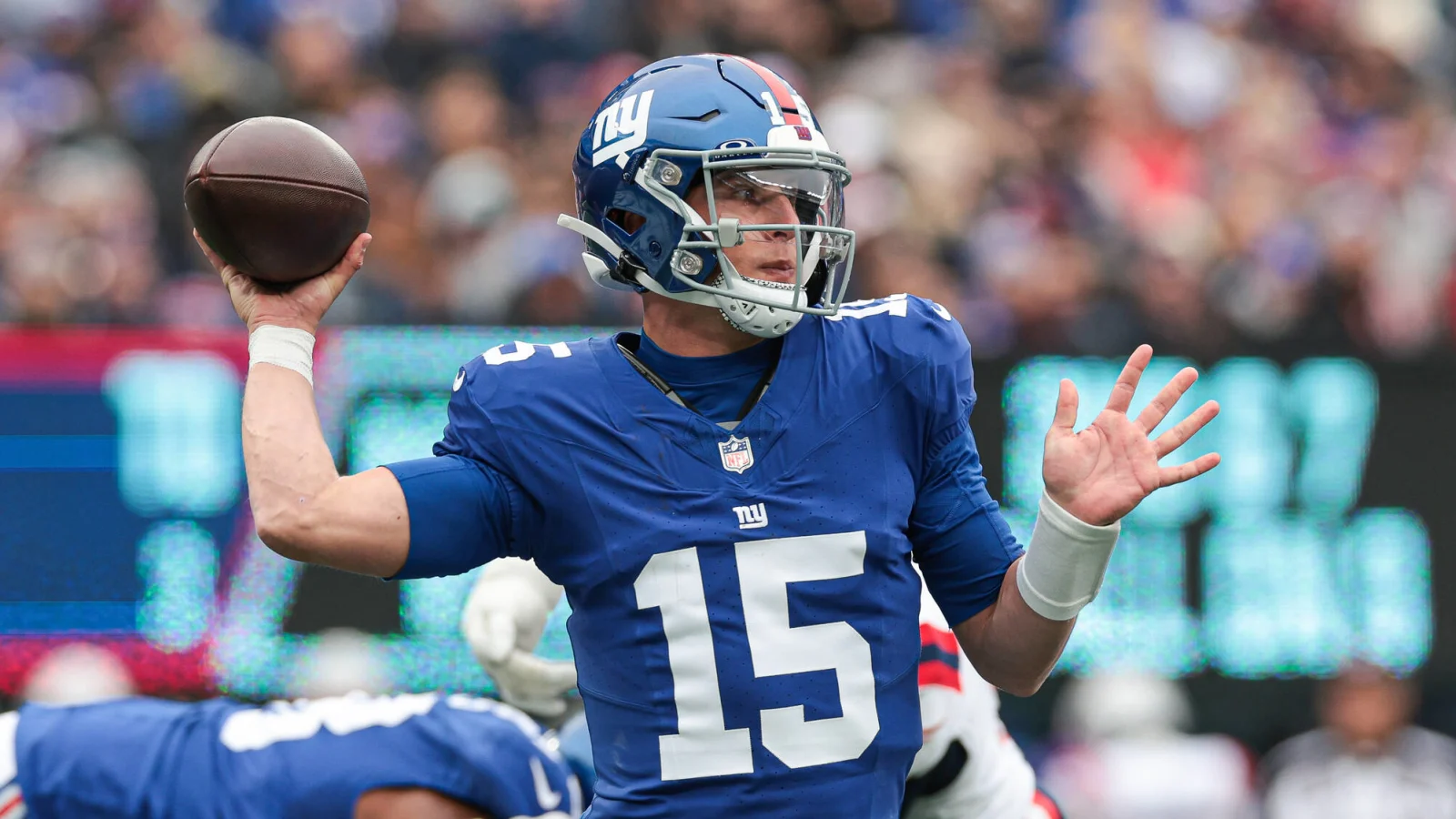 NFL News: New York Giants’ Quarterback Shakeup, Drew Lock’s Role in Jeopardy as Tommy DeVito Surges