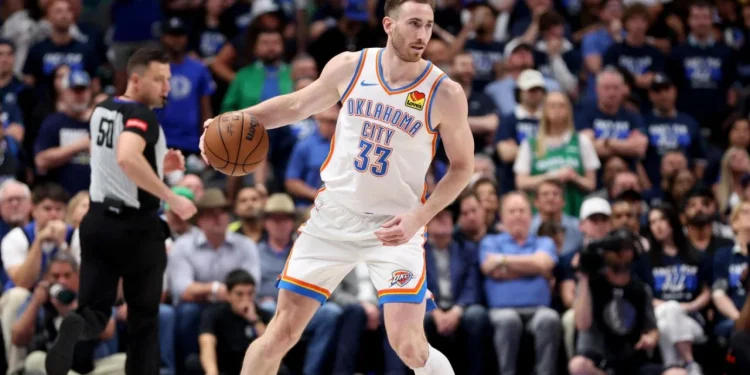 Oklahoma City Thunder GM Sam Presti Makes Mistake in Gordon Hayward Trade