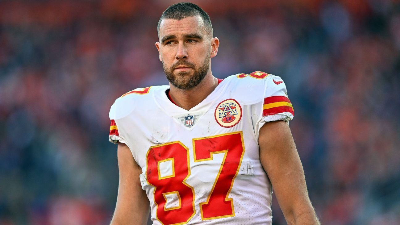 Travis Kelce Claps Back at Patrick Mahomes Over Dallas Stars Playoff Game