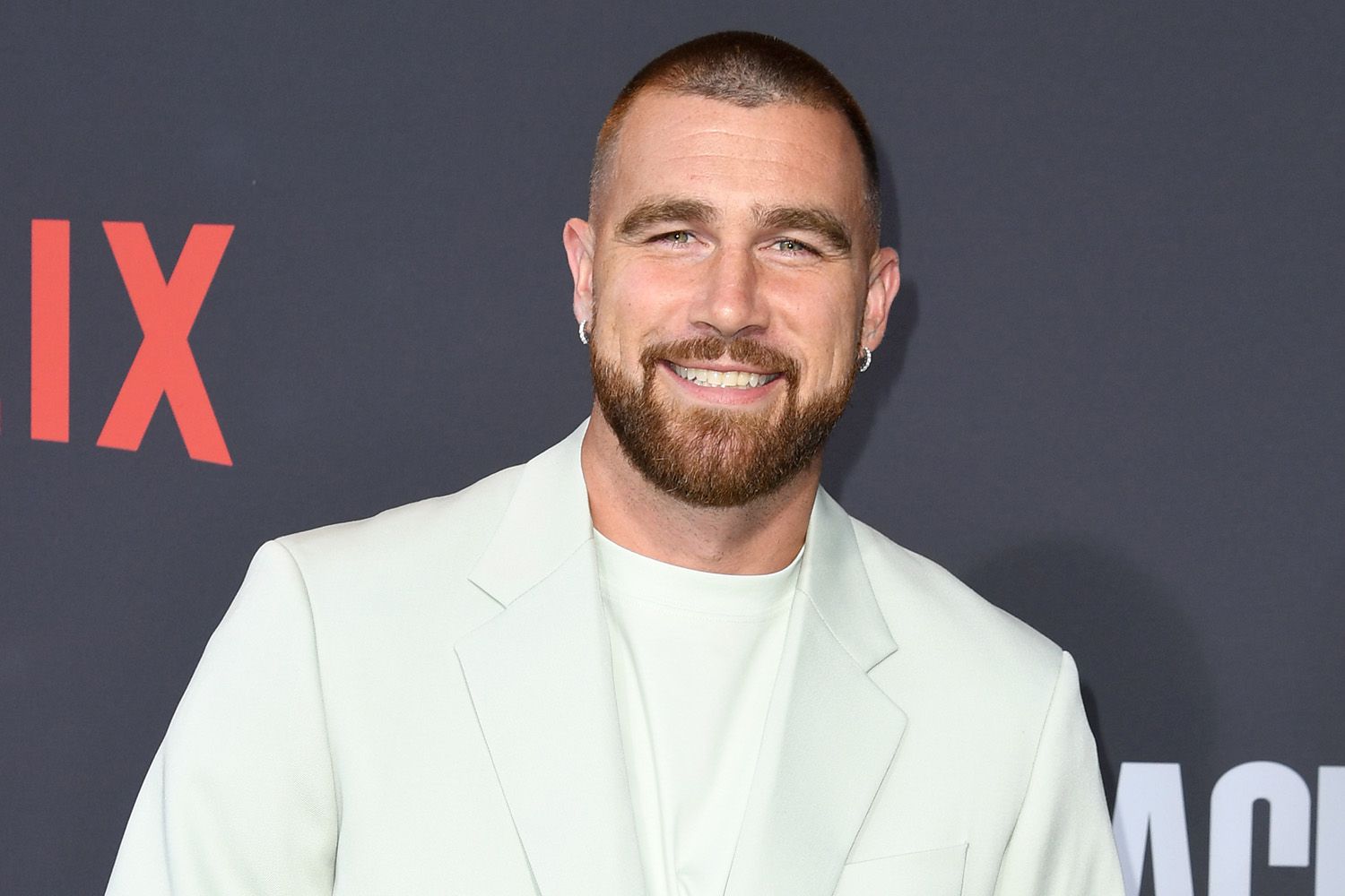  Travis Kelce’s Extravagant $17,000 Paris-Themed Splurge for Taylor Swift as 'Eras Tour' Takes Europe