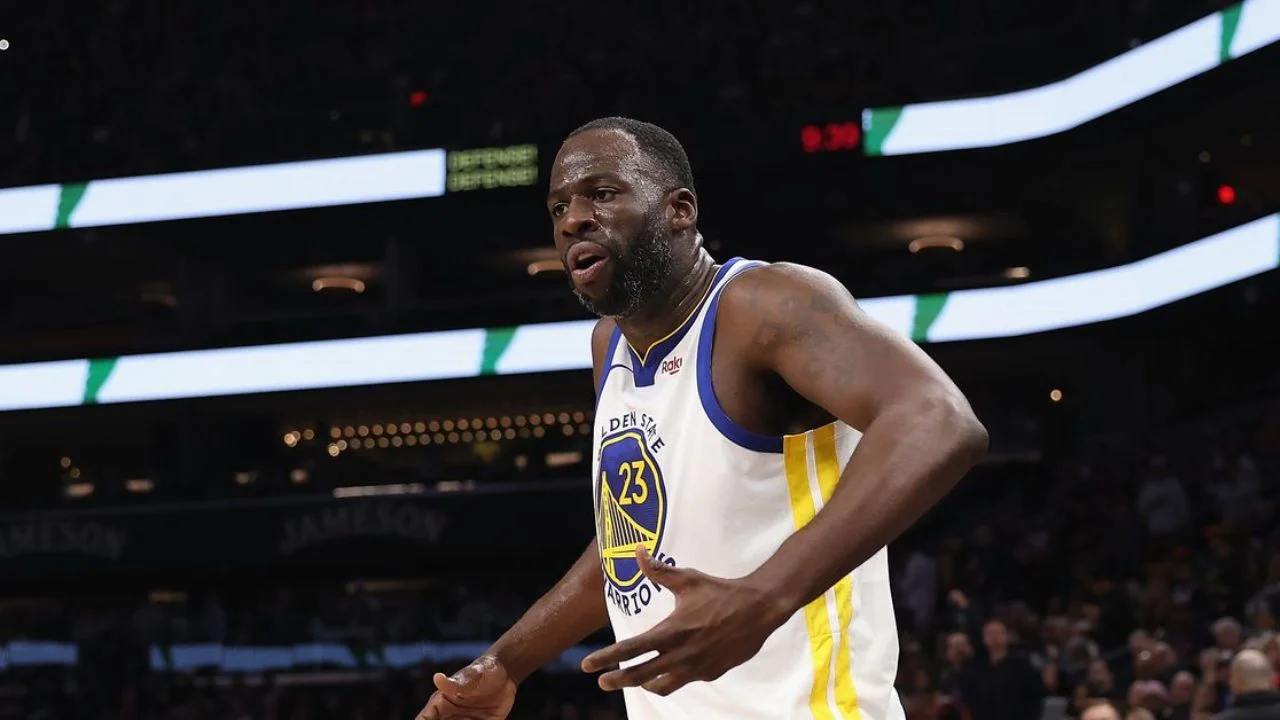 What Are the Chances of Draymond Green and LeBron James Playing Together?