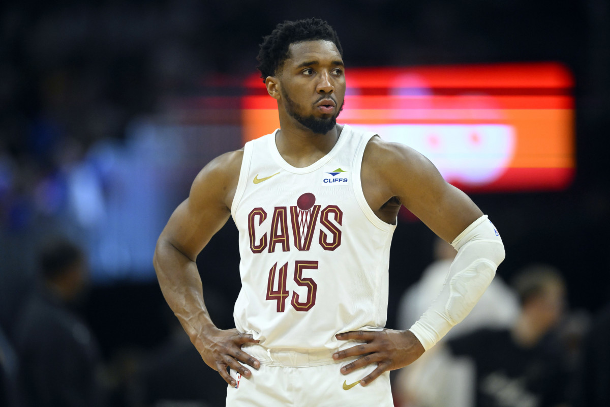 NBA News: Cleveland Cavaliers Eye Blockbuster $37,000,000 Donovan Mitchell Decision and Potential Damian Lillard Trade