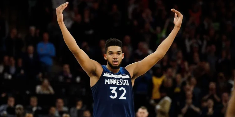 "Wouldn’t Question Them One Bit" Karl-Anthony Towns Has No Complaints About Getting Benched During Dallas Mavericks Game