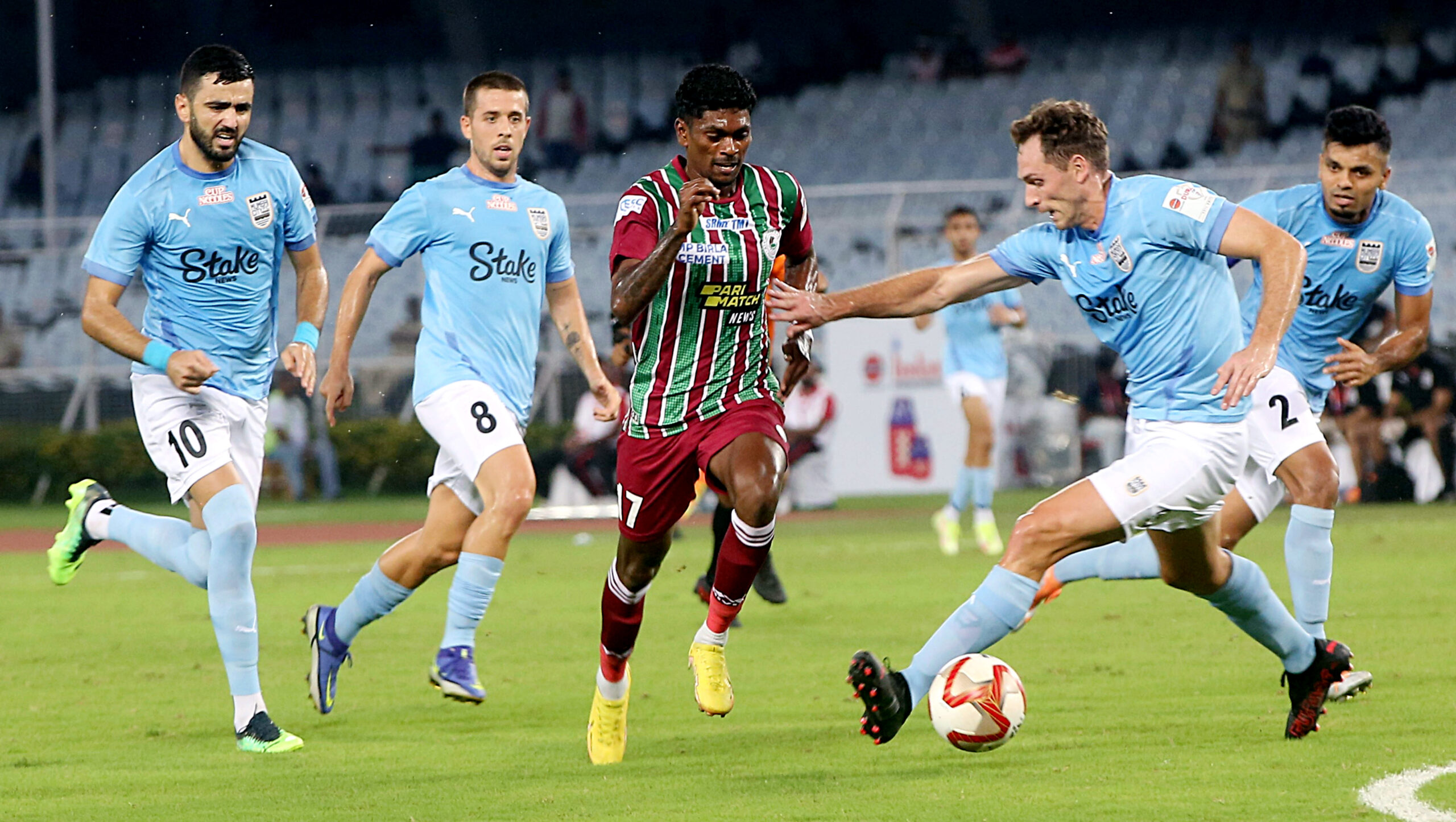 Players of ATK Mohun Bagan and Mumbai City FC in action