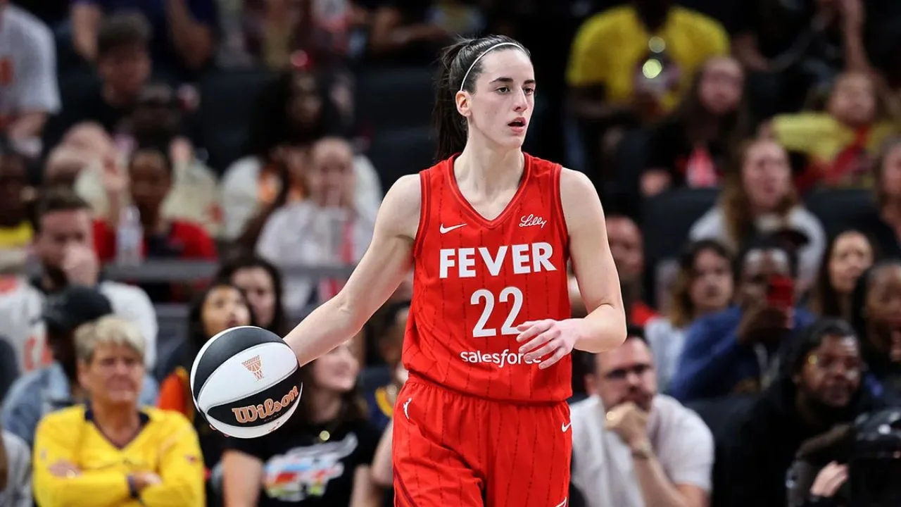 Caitlin Clark Unbothered by Chennedy Carter’s Flagrant Foul – “It’s Just Basketball”