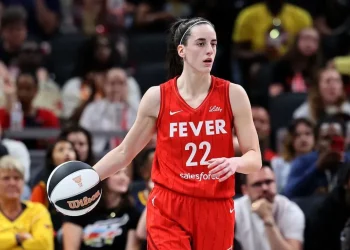 Caitlin Clark Unbothered by Chennedy Carter’s Flagrant Foul – “It’s Just Basketball”