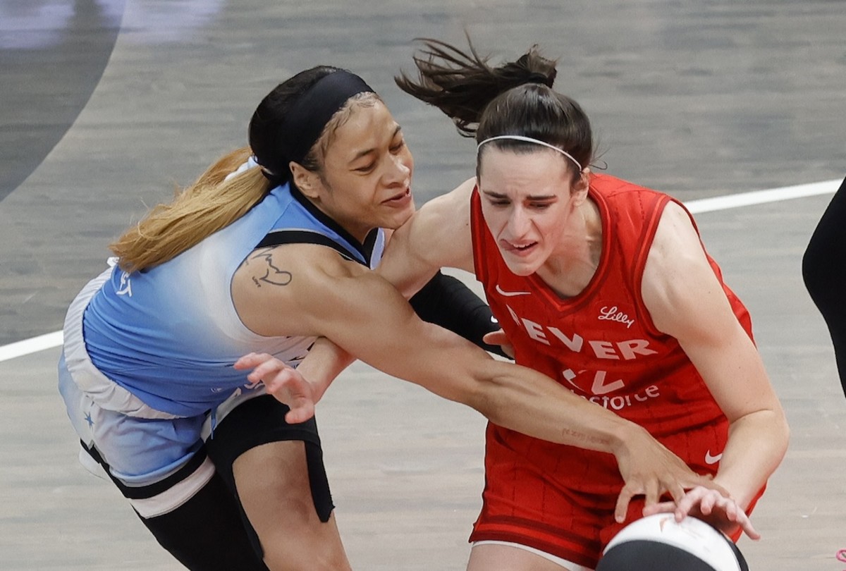 Caitlin Clark Unfazed by Chennedy Carter's Flagrant Foul