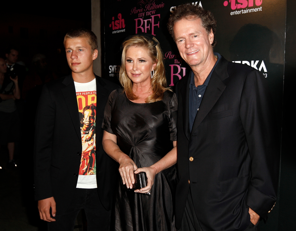 Conrad Hughes Hilton parents