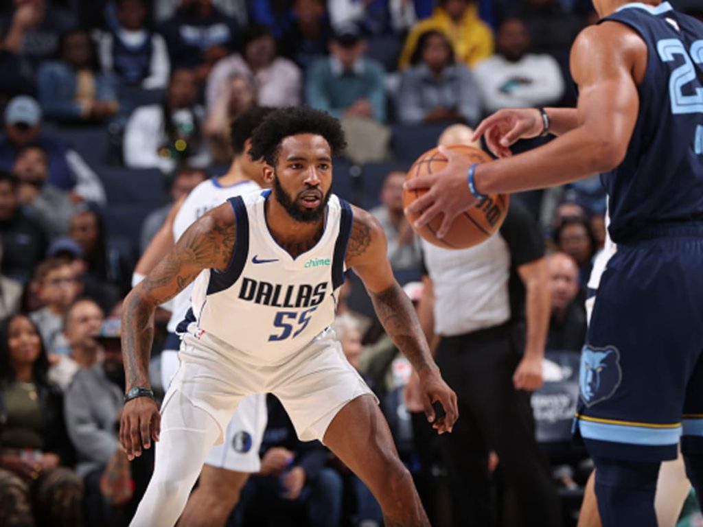 Dallas Mavericks' X-Factor Derrick Jones Jr. Solidifies His Future ...