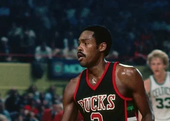 Forgotten Milwaukee Bucks Star Junior Bridgeman, The Richest NBA Player You've Never Heard Of