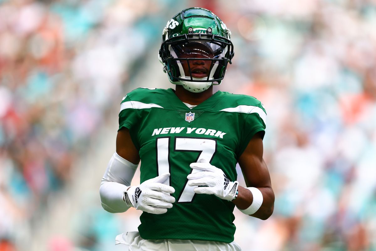 NFL News: New York Jets’ Garrett Wilson Poised for $1,400 Yard Breakout Season with Healthy Aaron Rodgers