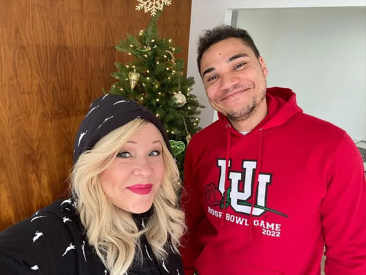 Holly Rowe son