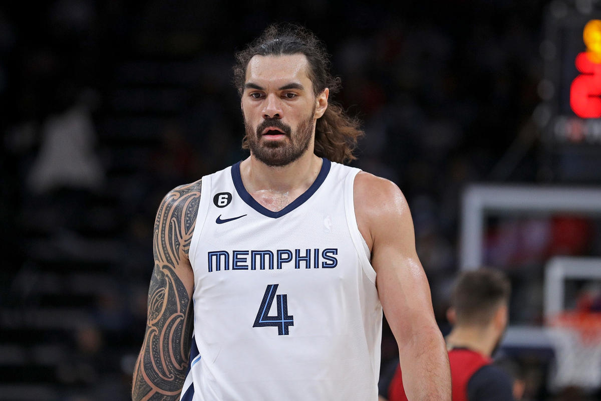 How Steven Adams Learned the Secret of Tim Duncan's Silent Dominance in the NBA Playoffs---