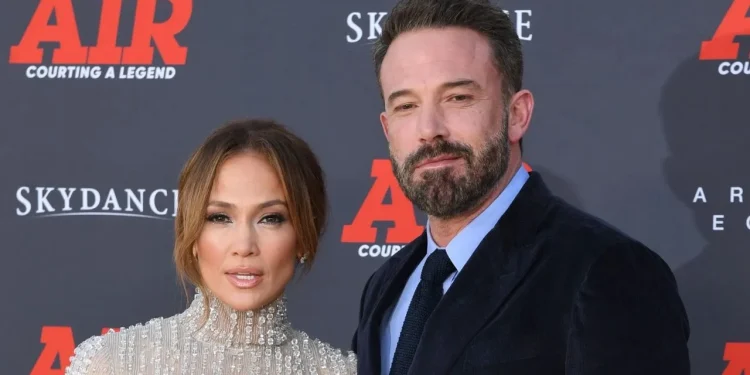 Jennifer Lopez And Ben Affleck Facing Heartbreaking Strain But Keeping It Together For Kids' Sake