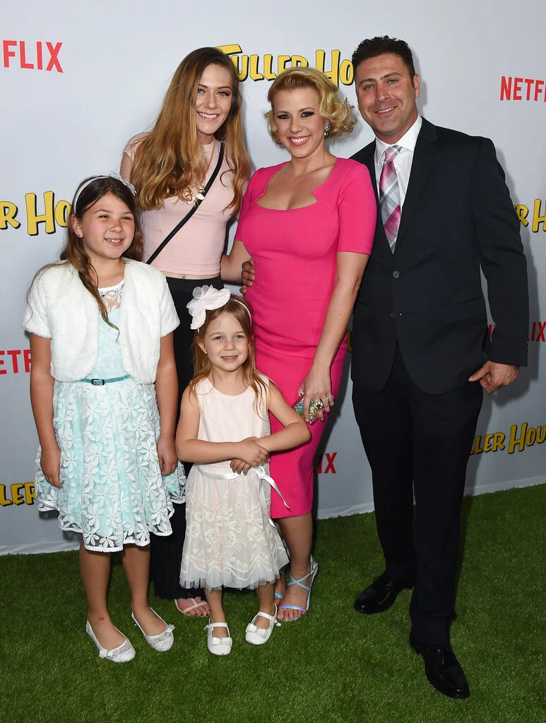 Who is Jodie Sweetin? Age, Bio, Career, Husband, Kids, Net Worth