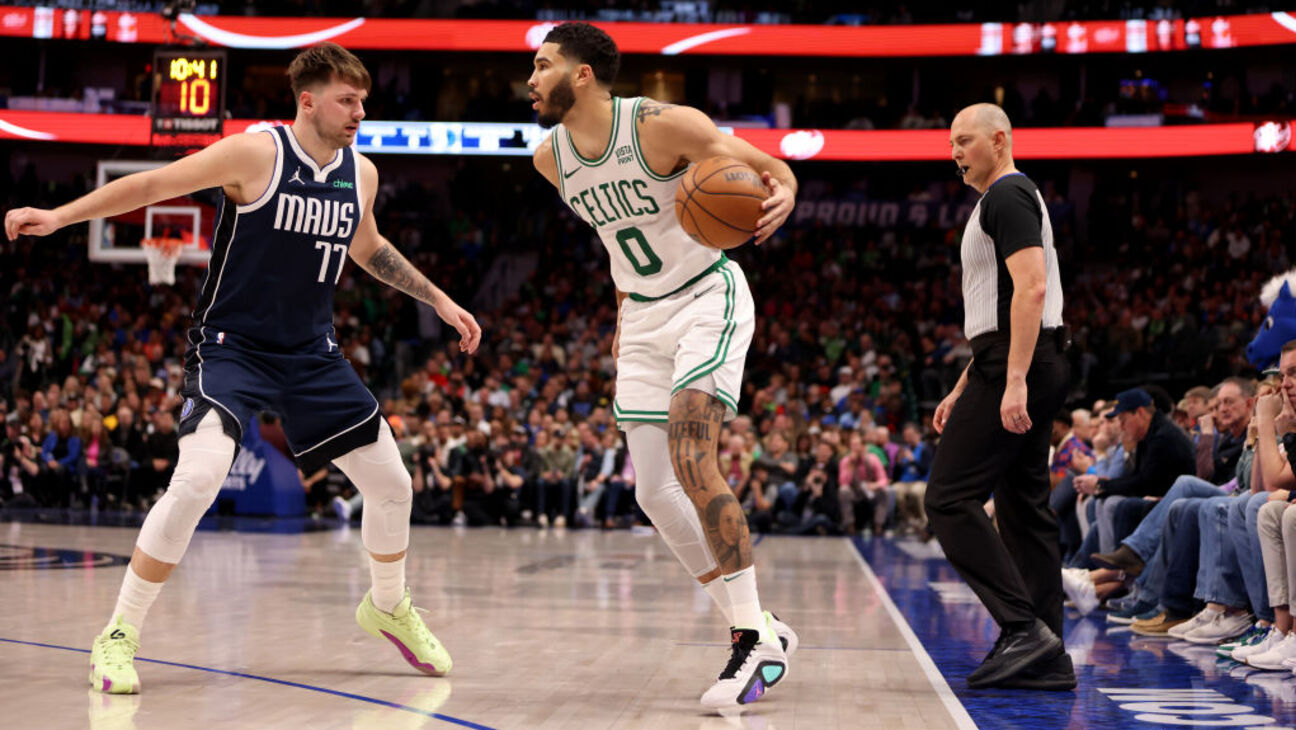 Boston Celtics and Dallas Mavericks Battle for Championship Glory, in NBA Finals 2024