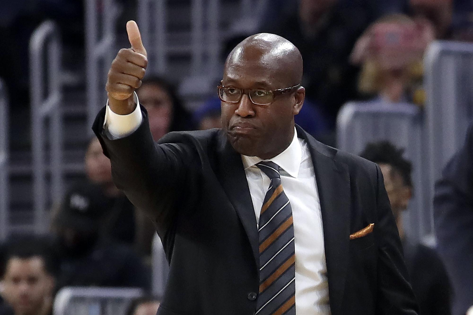 NBA insider reveals Sacramento Kings lowball contract offer to coach Mike Brown2