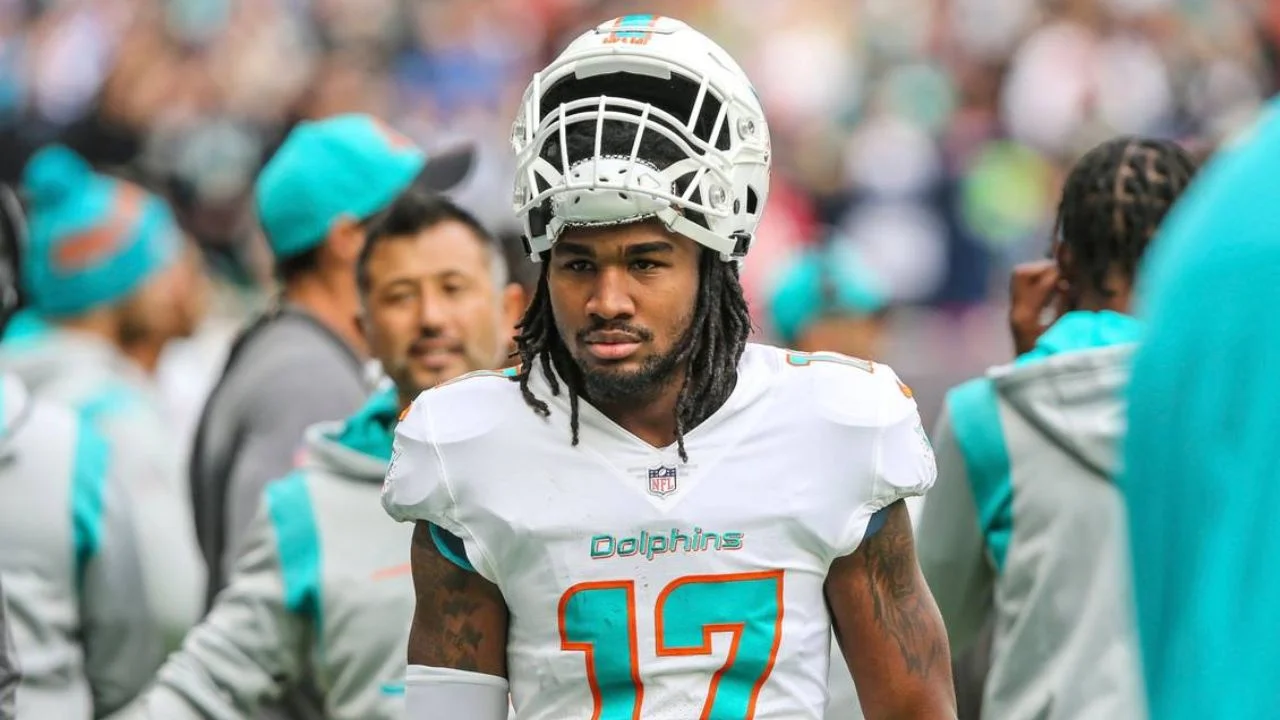 NFL News: Miami Dolphins Secure Future with Jaylen Waddle’s $84,750,000, A Power Move for NFL Dominance