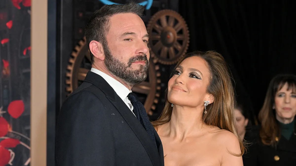 Jennifer Lopez And Ben Affleck Facing Heartbreaking Strain But Keeping It Together For Kids’ Sake