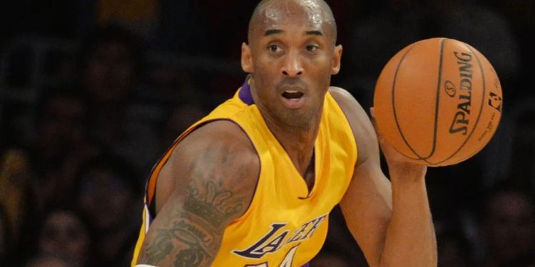 Outrage over Kobe Bryant Costume at Chinese Comic Convention