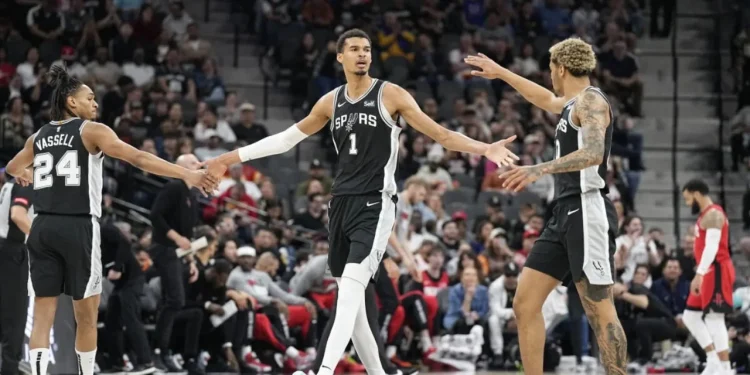 San Antonio Spurs Aiming For Top Point Guard Talent For NBA 2024 Draft And Trades