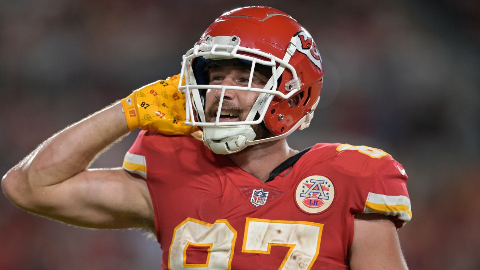 NFL News: Travis Kelce and Taylor Swift’s High-Profile Romance, Kansas City Chiefs Star’s Barber Reveals Heartwarming Insights